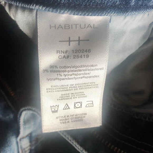 NWT Habitual Jean Shorts - Picture 4 of 10